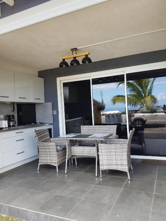 فندق Studio Tres Bon Standing Petite Île المظهر الخارجي الصورة